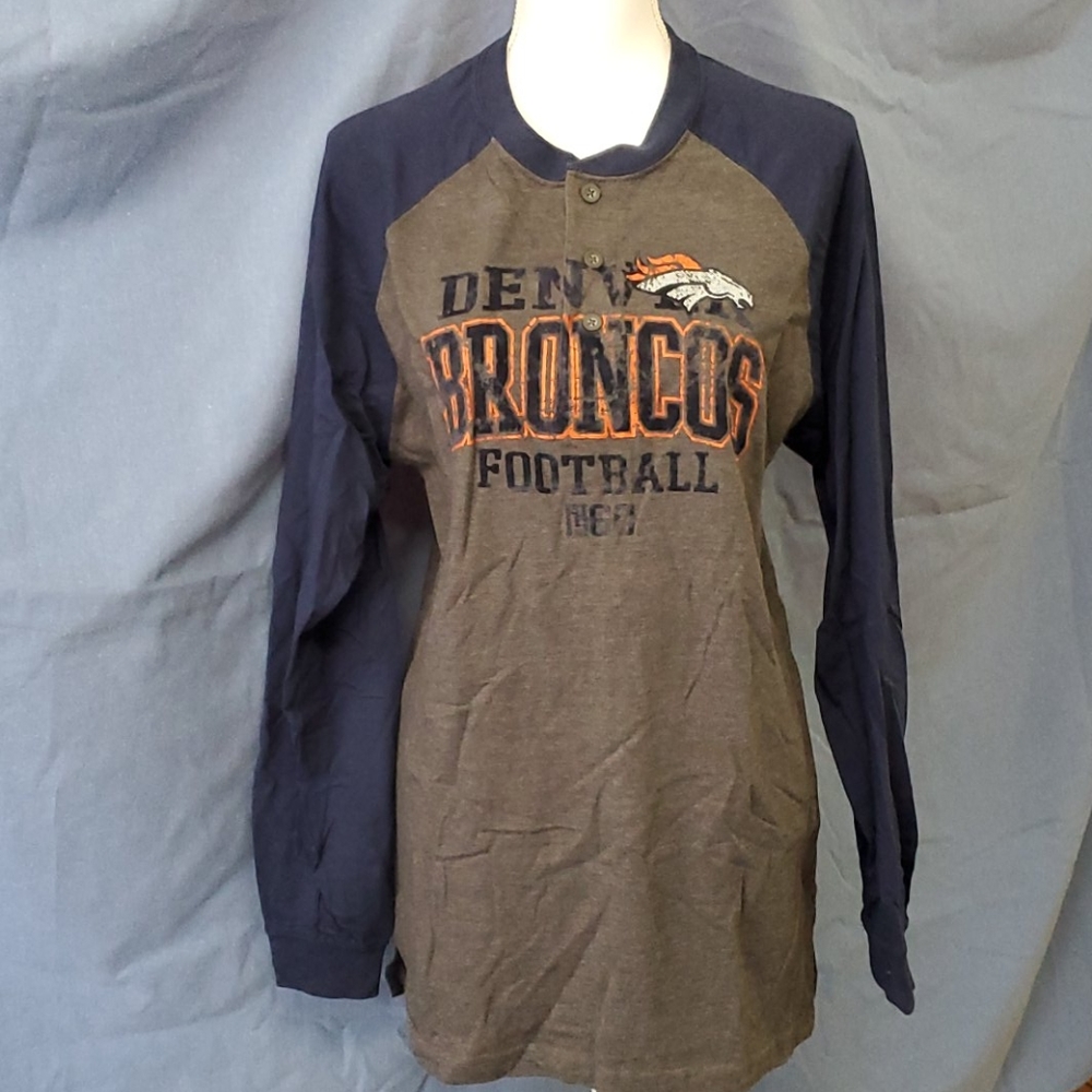 Denver Broncos long sleeve t-shirt